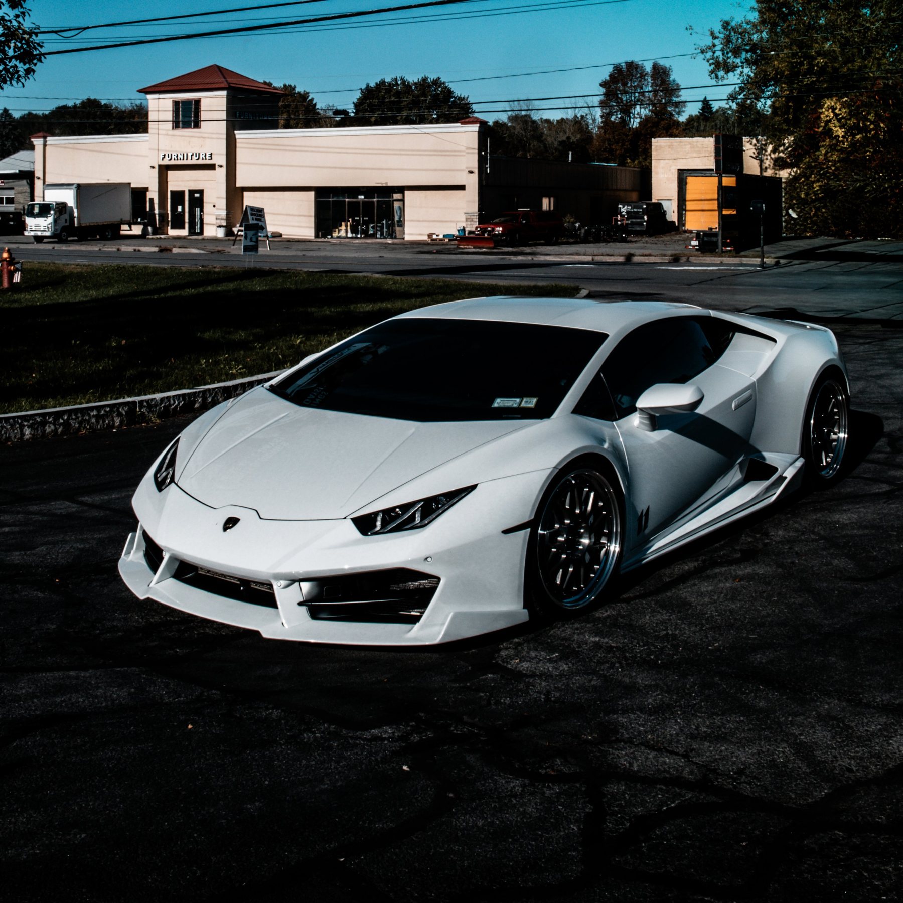 White Lamborghini Huracán, wide shot